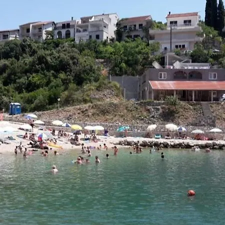 And Matusko Gostinjska kuća Neum